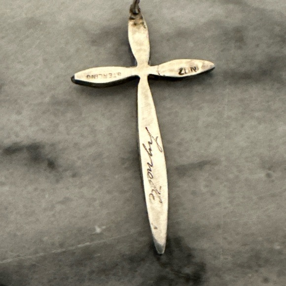 Zuni handmade & signed by artist 925 sterling silver Cross Pendant - Picture 12 of 16